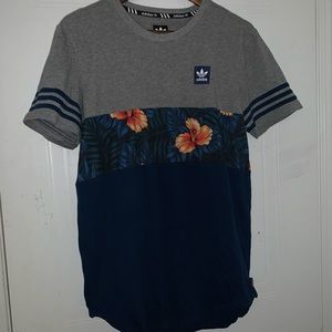 Floral Scoop Tee - Adidas !